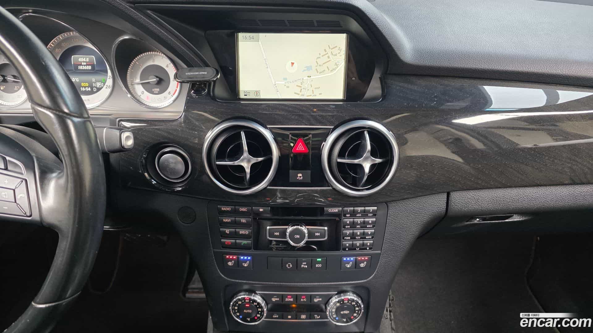 GLK-Class Mercedes-Benz 2015.3-OPTION-020