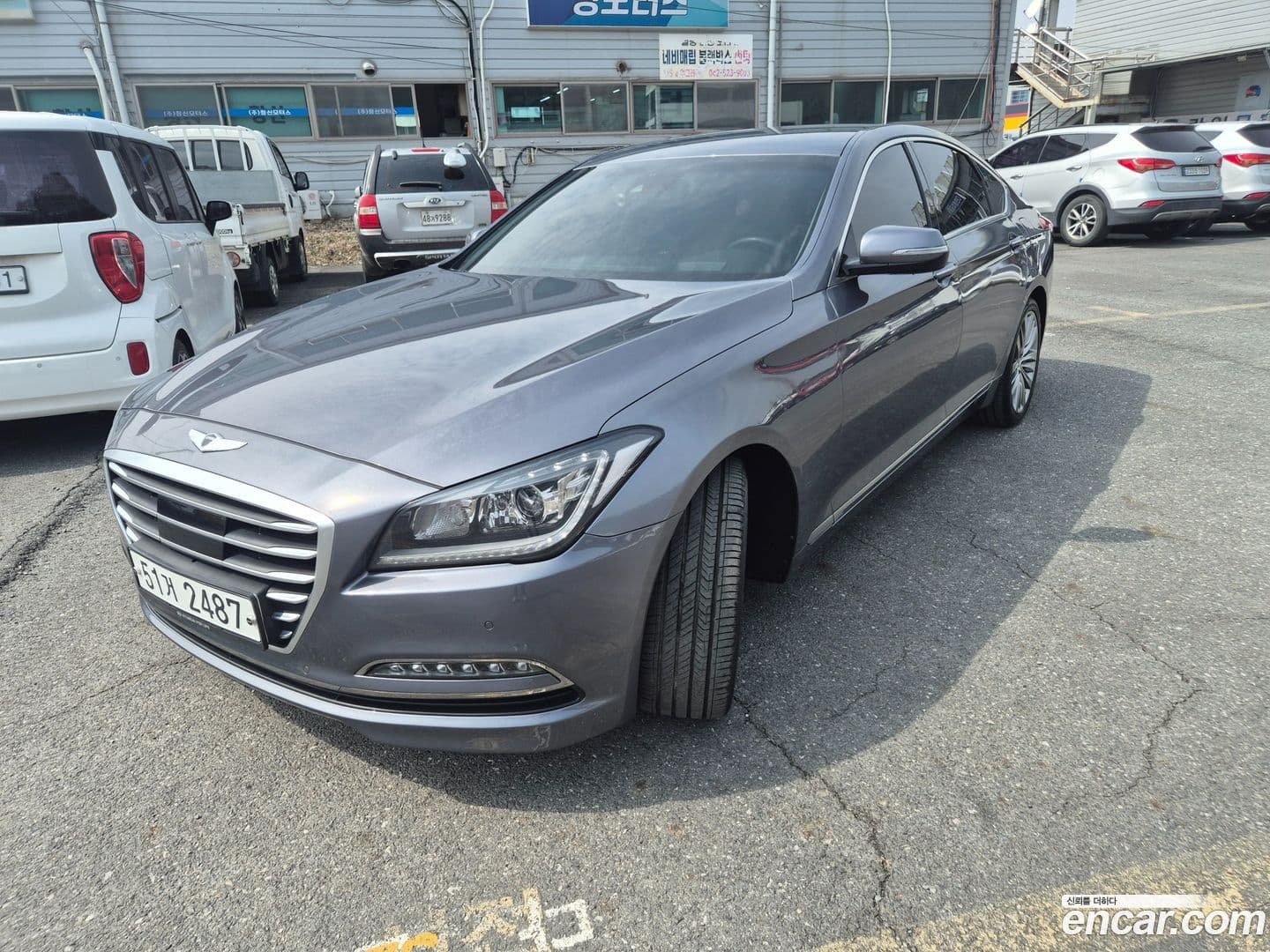 Main__Slider__Photo:Genesis Hyundai 2015.2-0