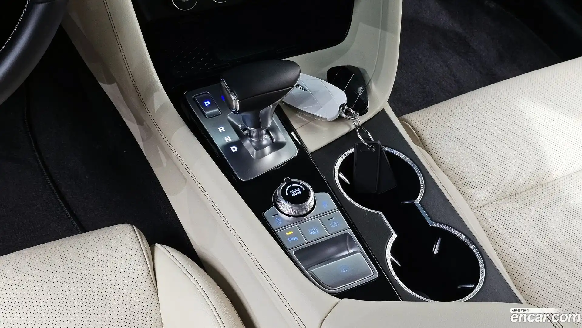 G70 Genesis 2023.8-INNER-009