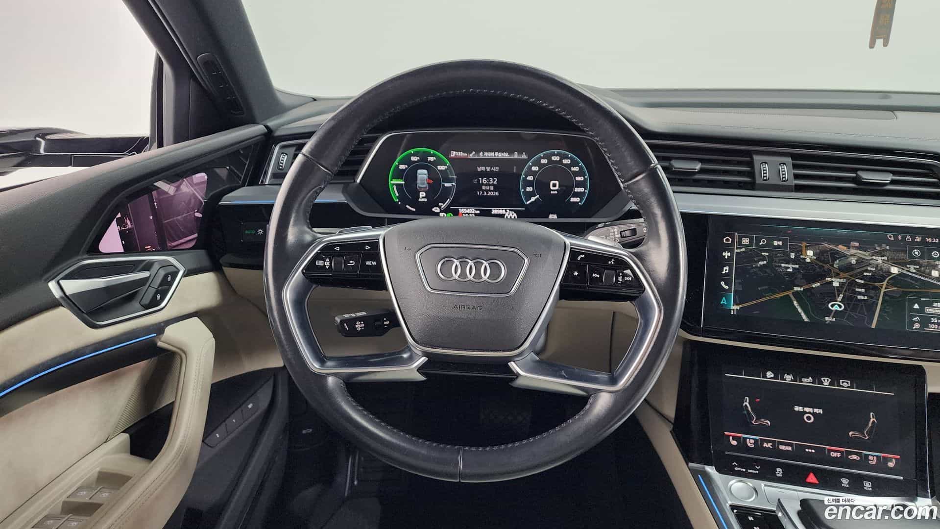 e-tron Audi 2020.7-OPTION-017