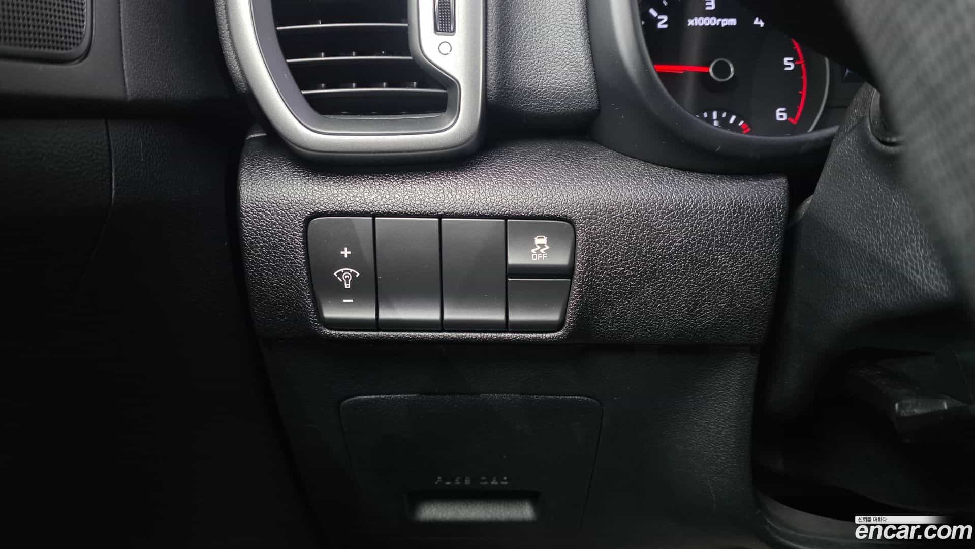 Sportage Kia 2016.3-OPTION-018