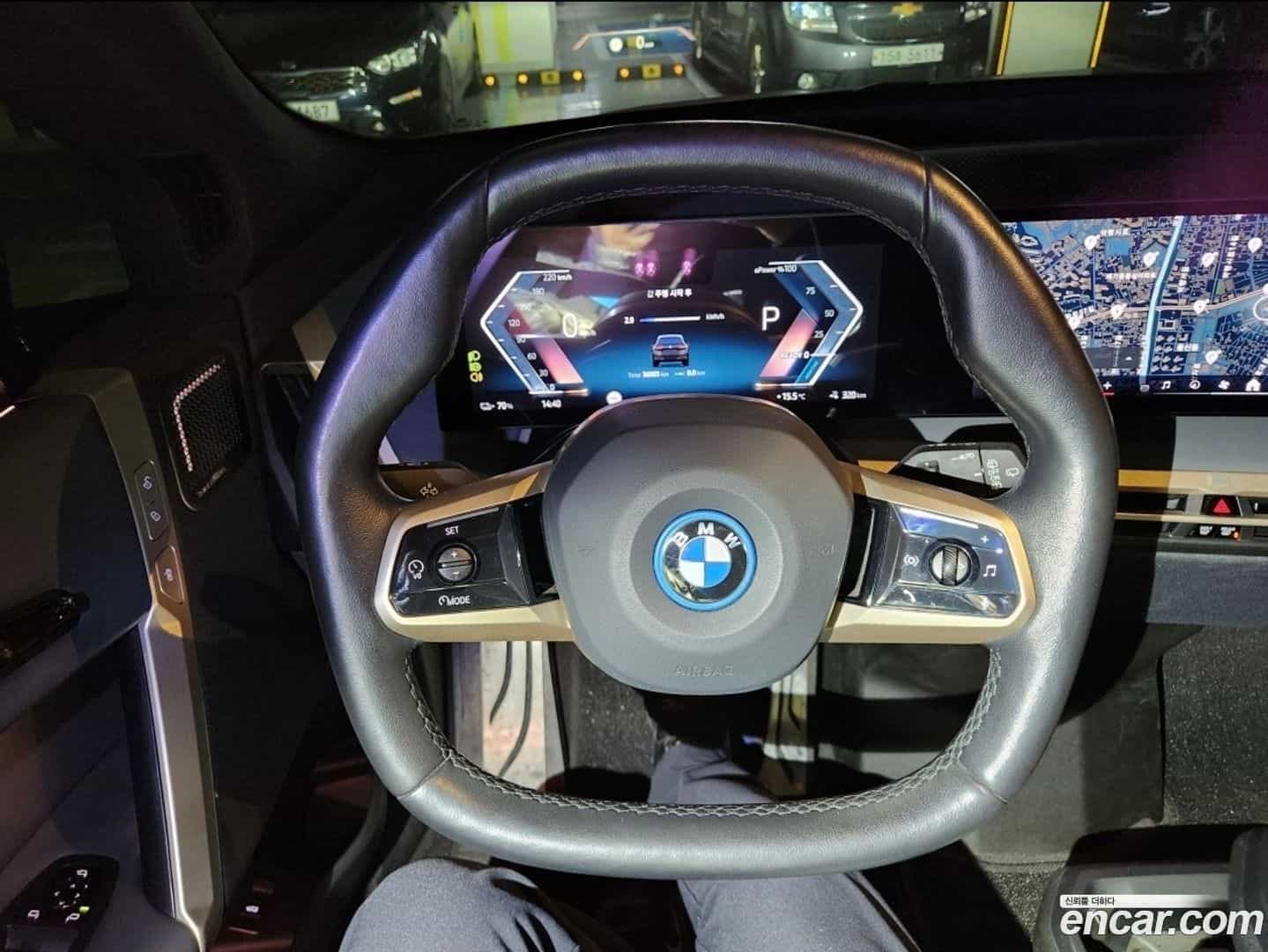 iX BMW 2023.10-INNER-008