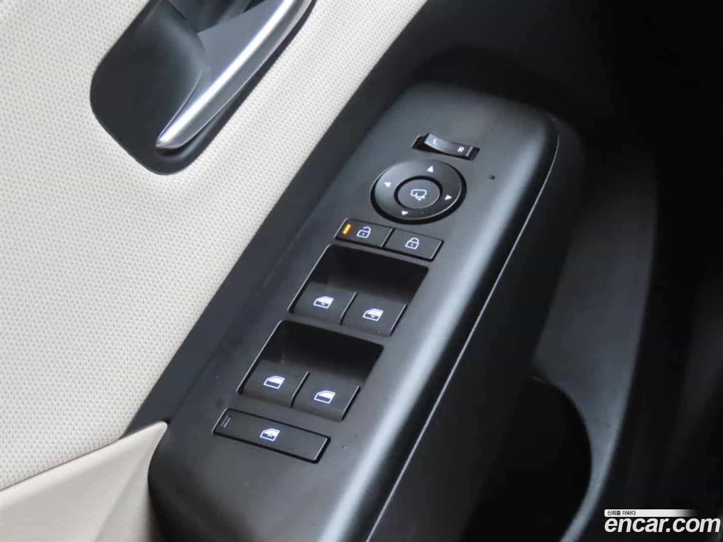 Kona Hyundai 2025.1-OPTION-017