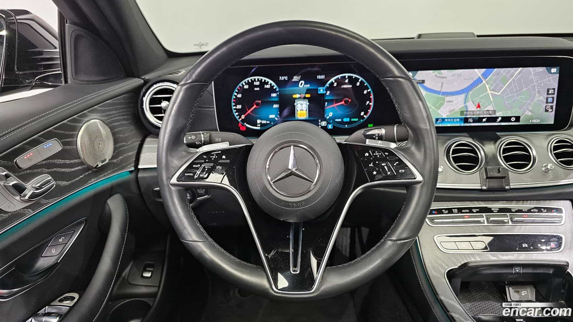 E-Class Mercedes-Benz 2021.11-OPTION-017