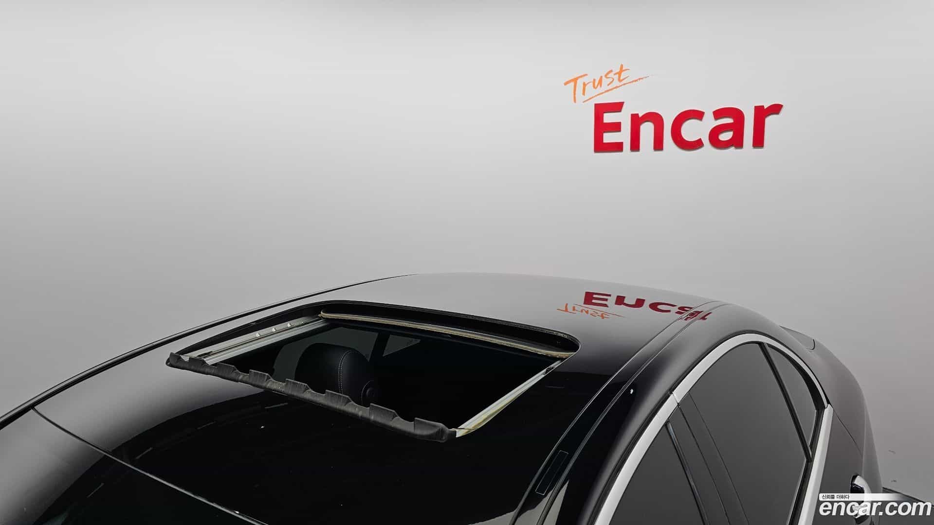 E-Class Mercedes-Benz 2021.11-OPTION-024