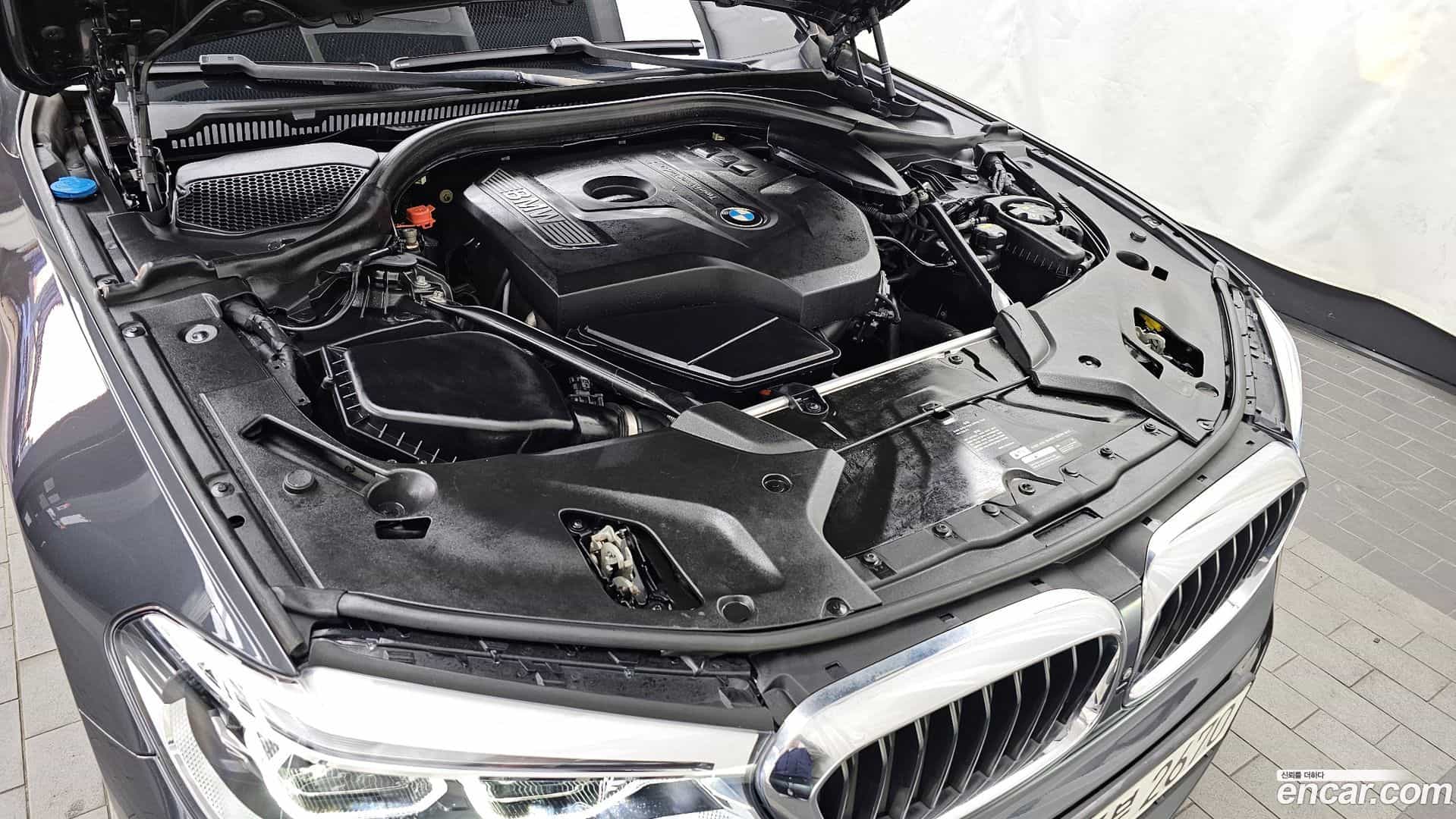 5-Series BMW 2017.5-OUTER-006