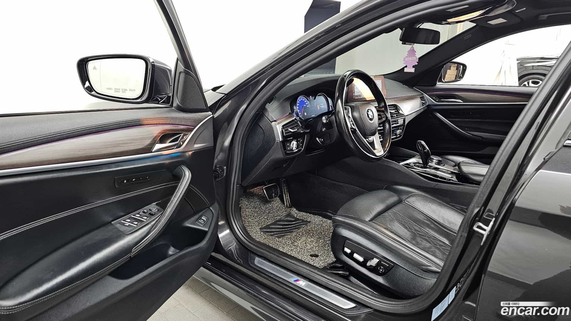 5-Series BMW 2017.5-INNER-010