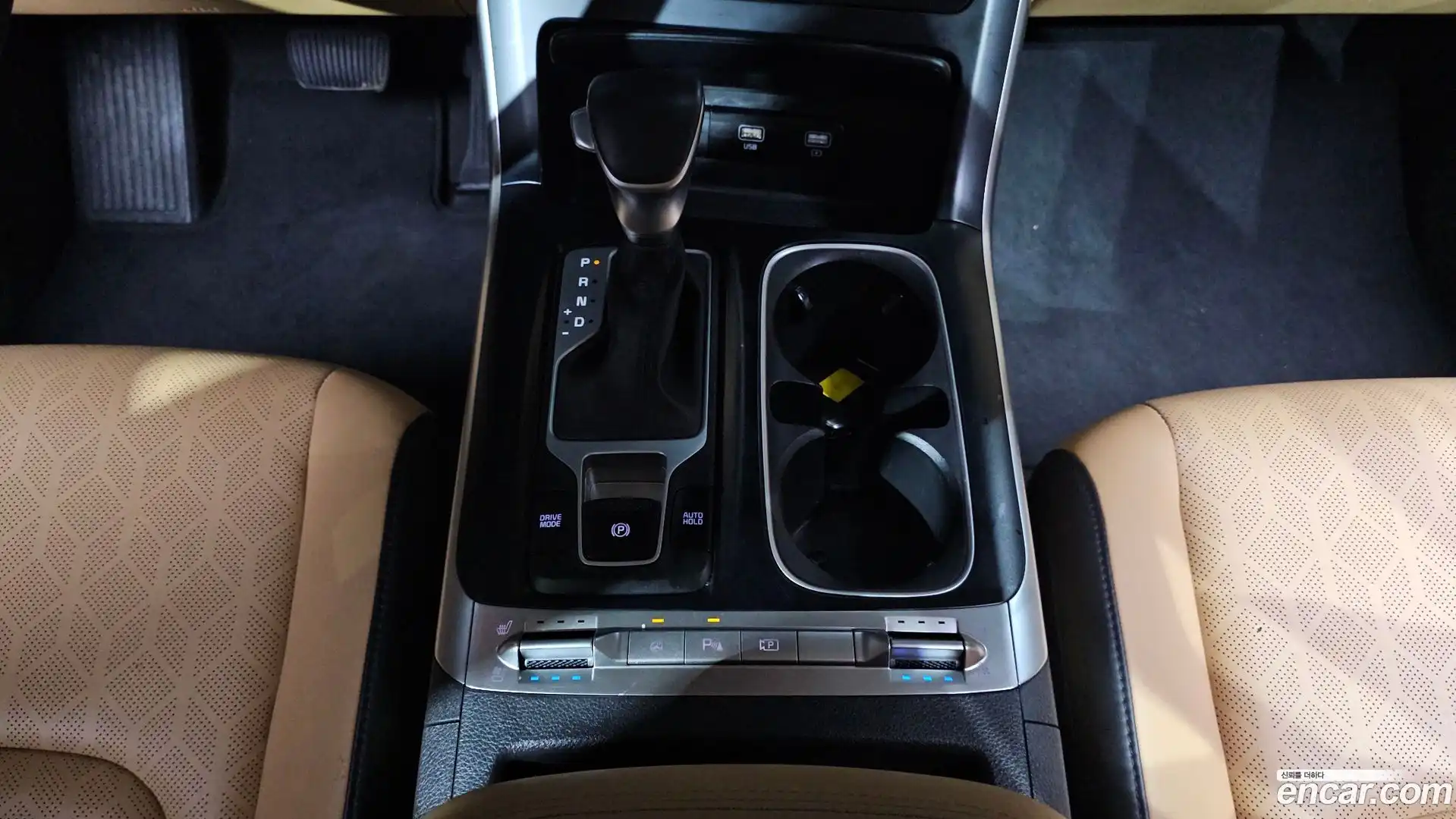 Canival Kia 2023.8-INNER-009