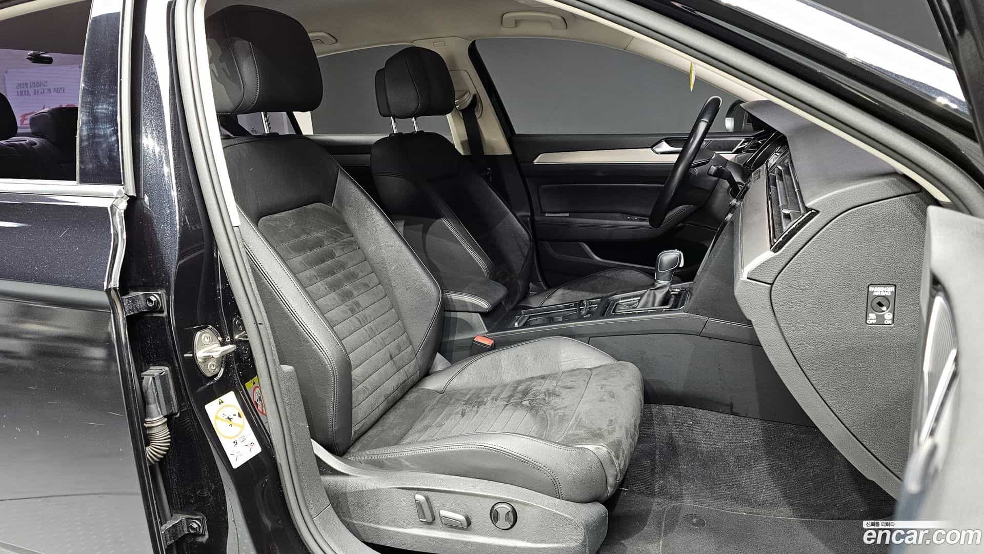 Passat Volkswagen 2018.10-INNER-010