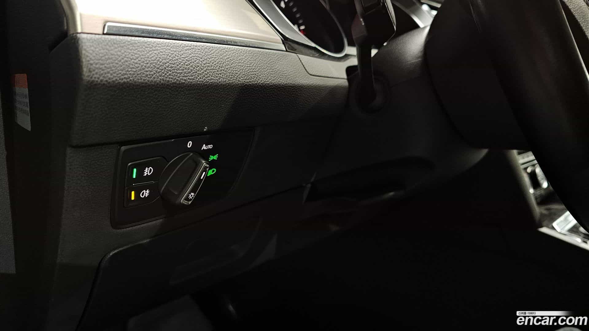 Passat Volkswagen 2018.10-OPTION-018