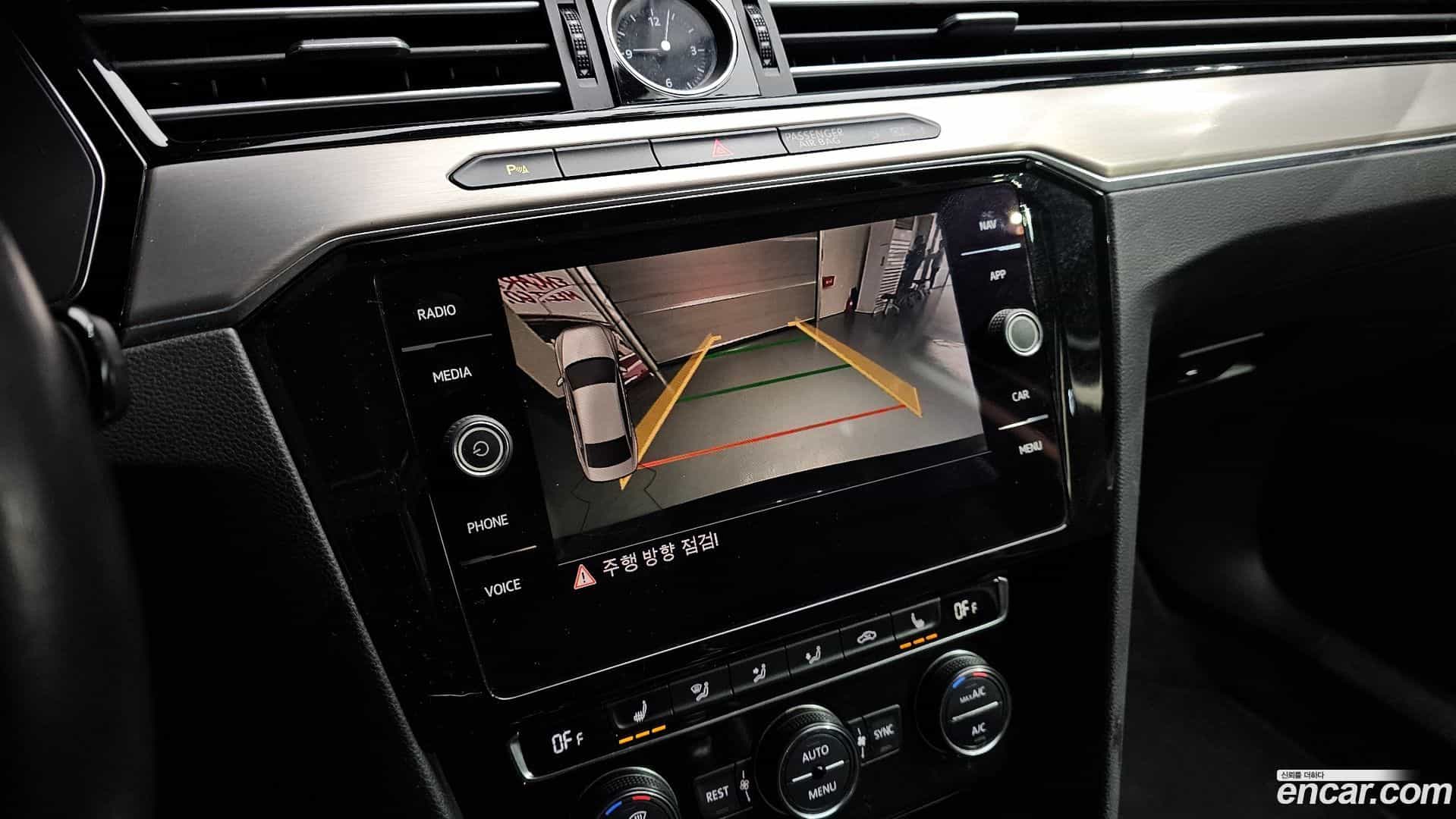 Passat Volkswagen 2018.10-OPTION-022
