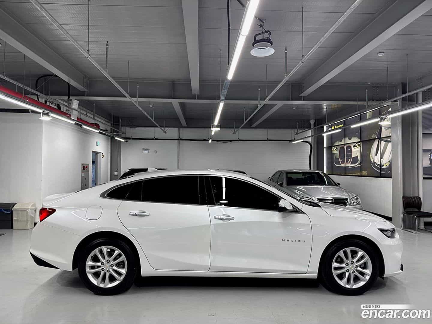 Malibu Chevrolet 2017.7-OUTER-005