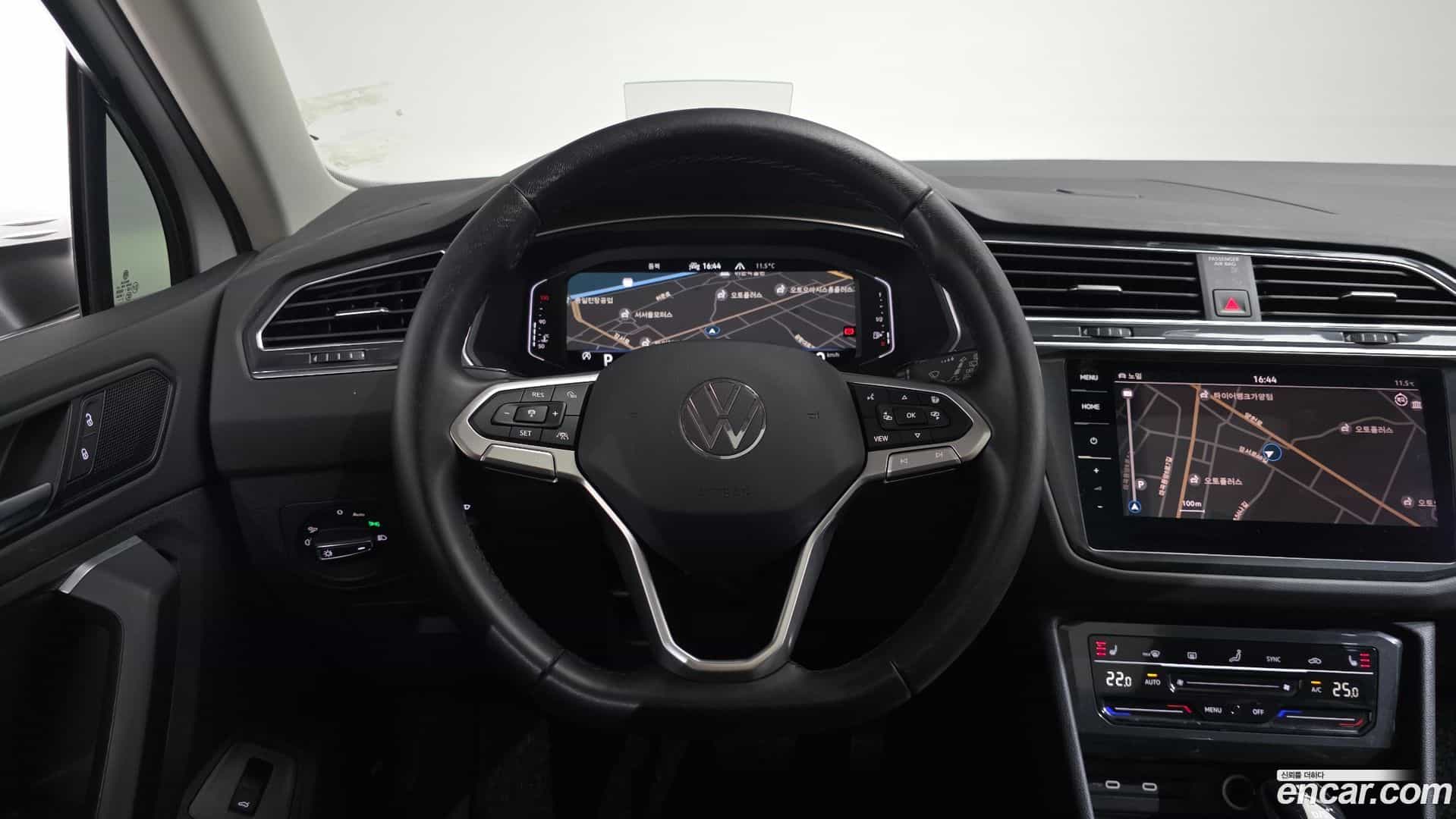 Tiguan Volkswagen 2023.7-OPTION-017