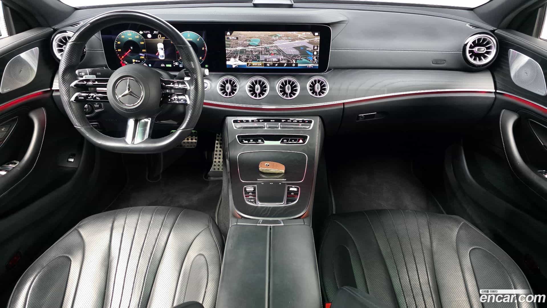 CLS-Class Mercedes-Benz 2022.4-INNER-007