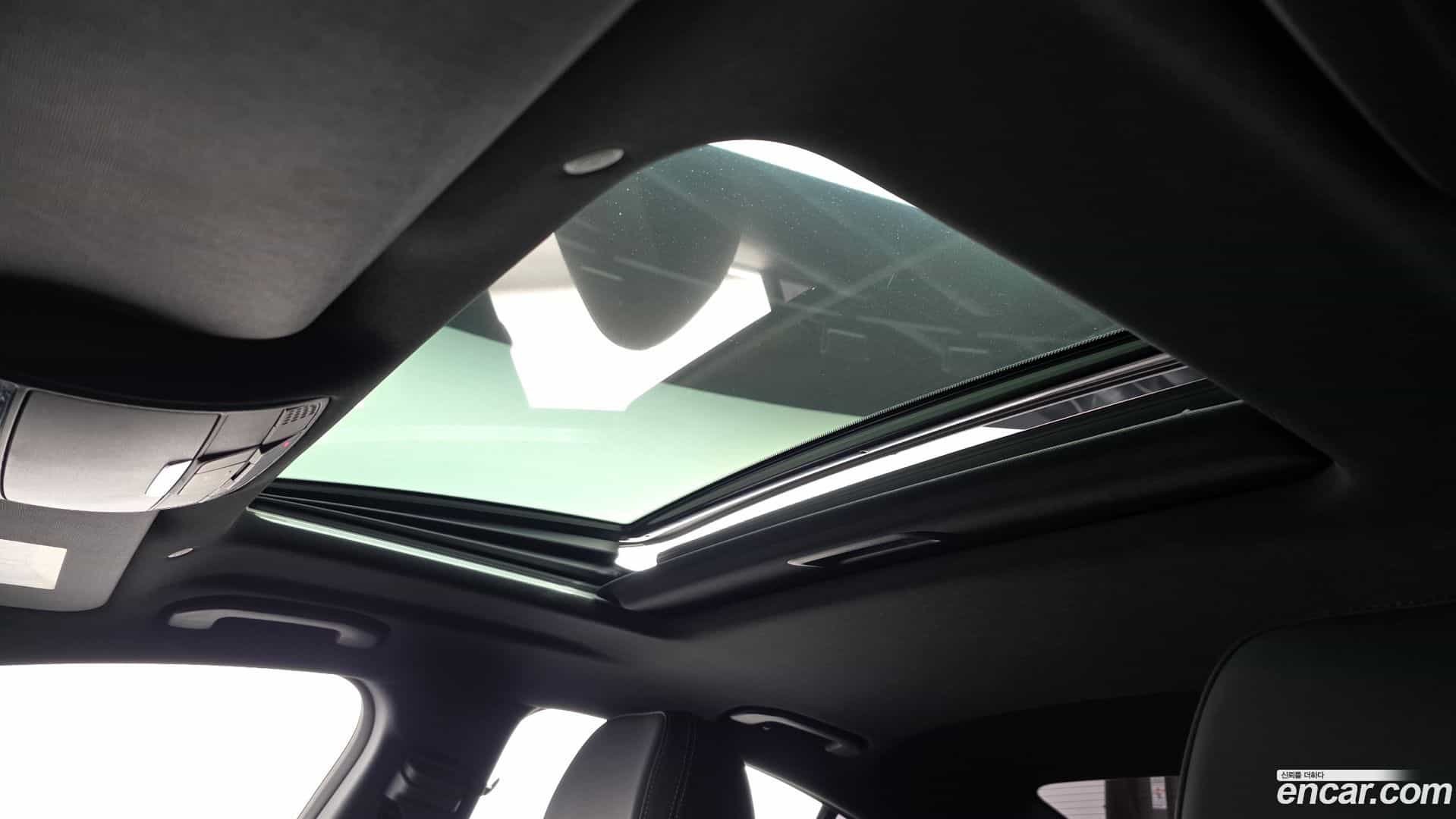 CLS-Class Mercedes-Benz 2022.4-OPTION-021