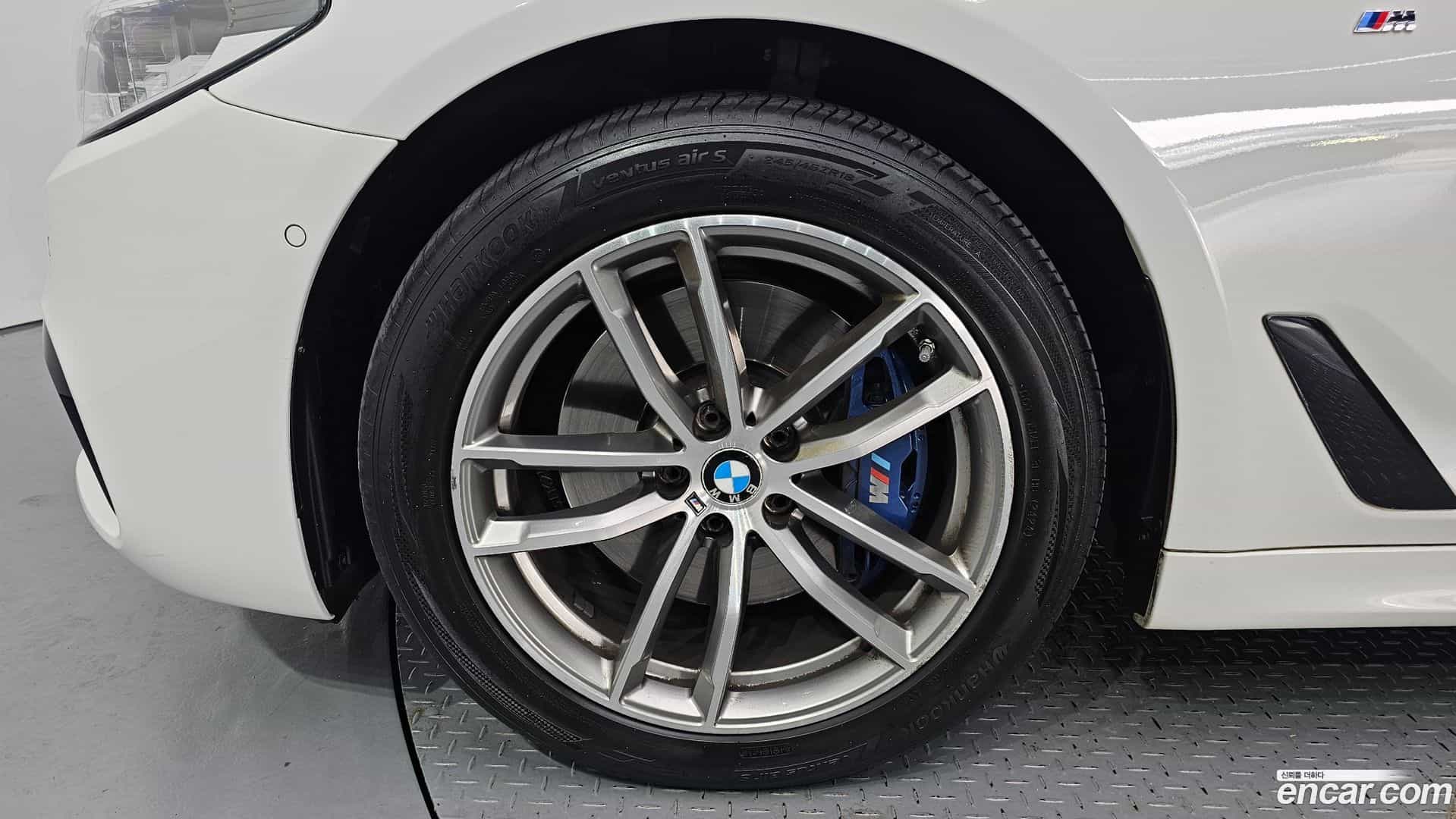 5-Series BMW 2017.4-OUTER-005