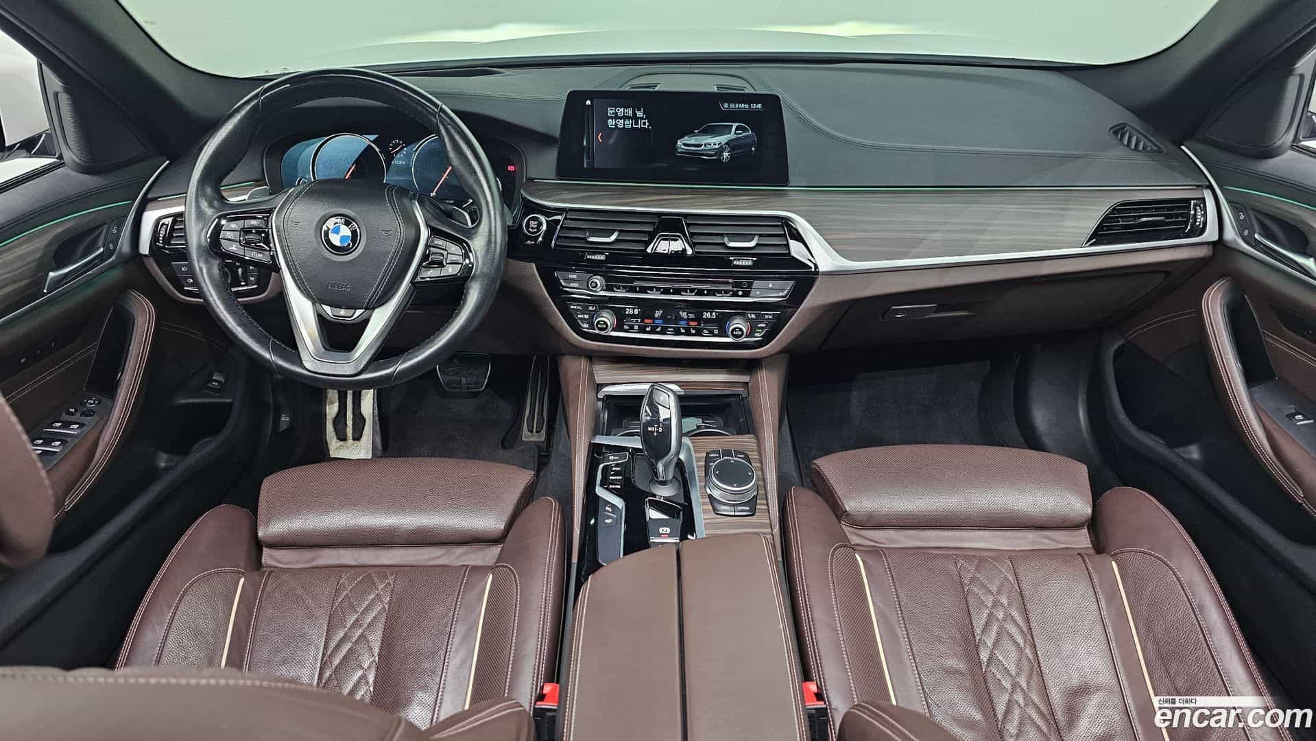 5-Series BMW 2017.4-INNER-007