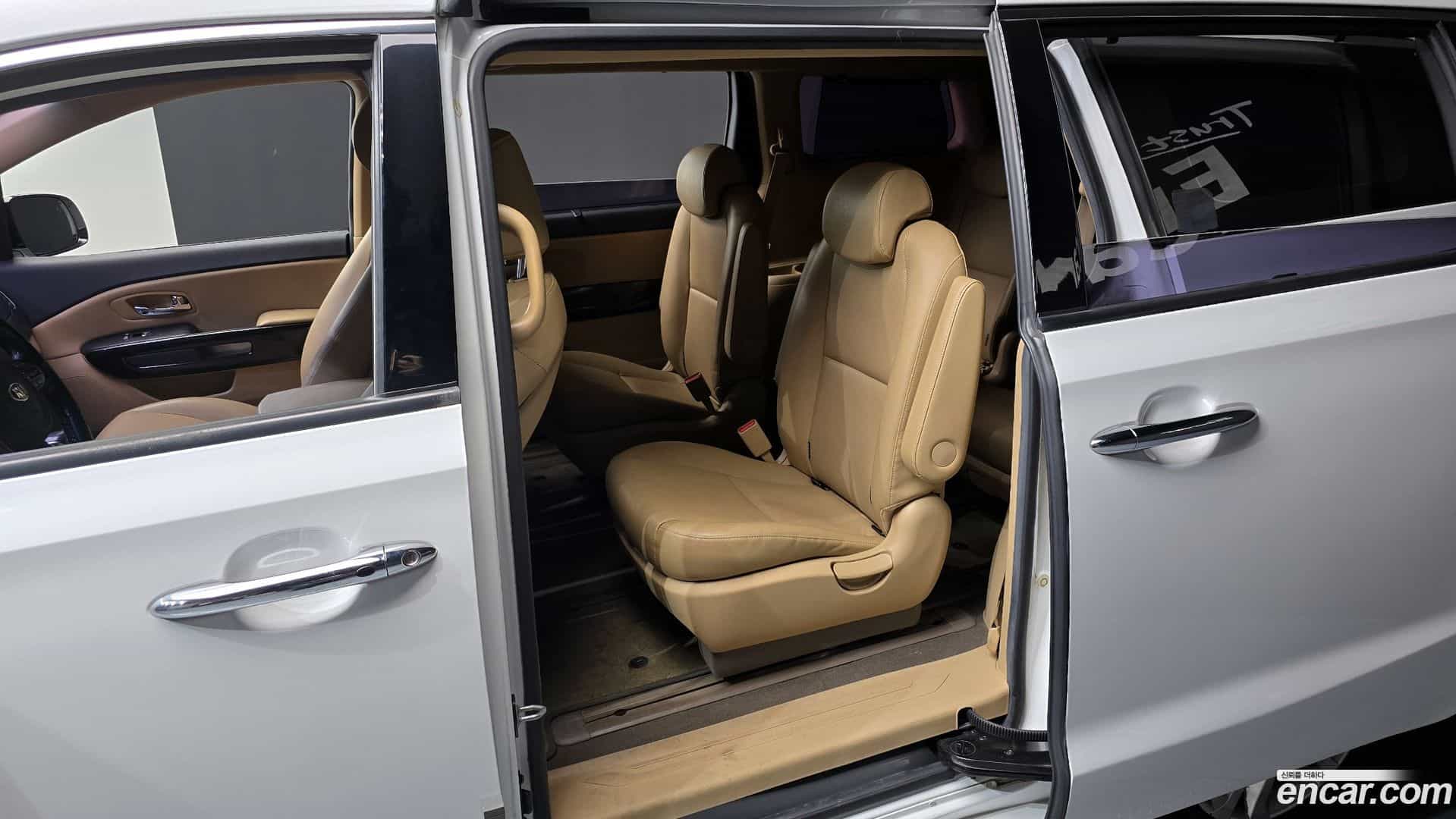 Canival Kia 2017.8-OPTION-015
