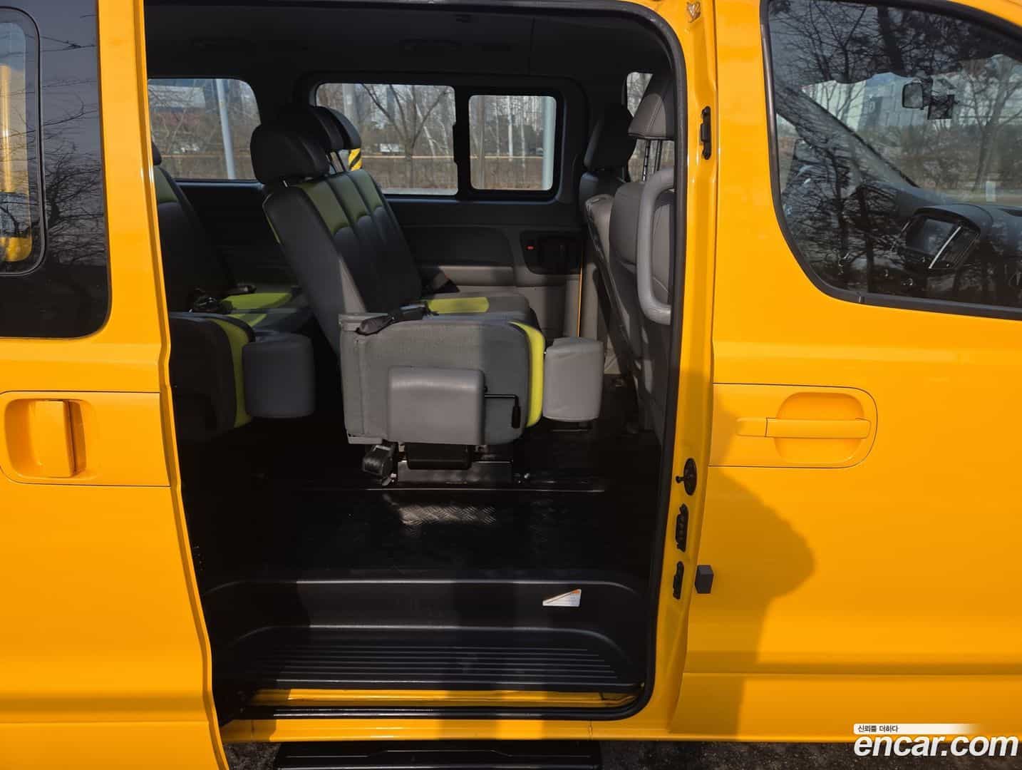 Starex Hyundai 2020.3-INNER-007