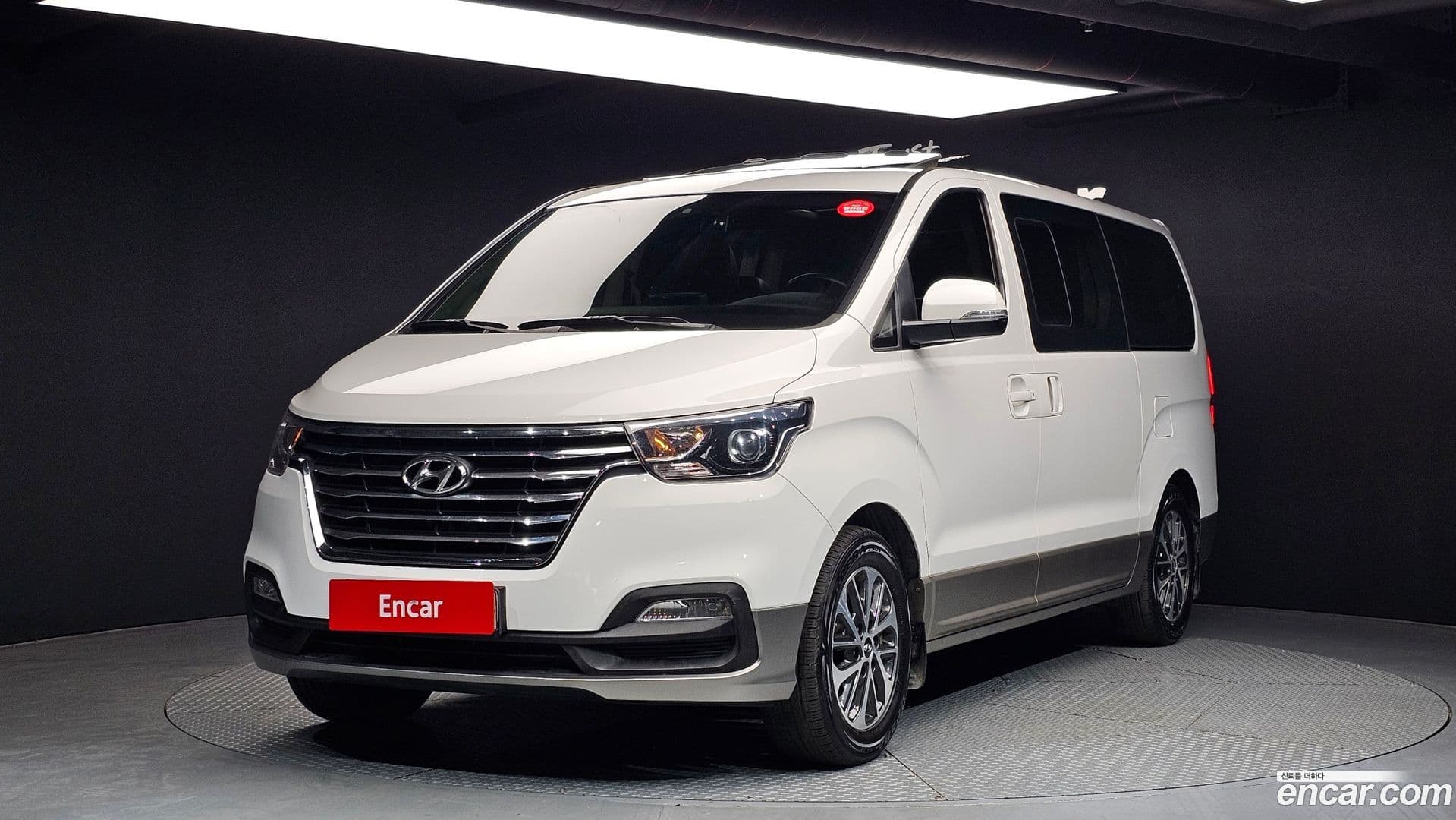 Main__Slider__Photo:Starex Hyundai 2018.5-0