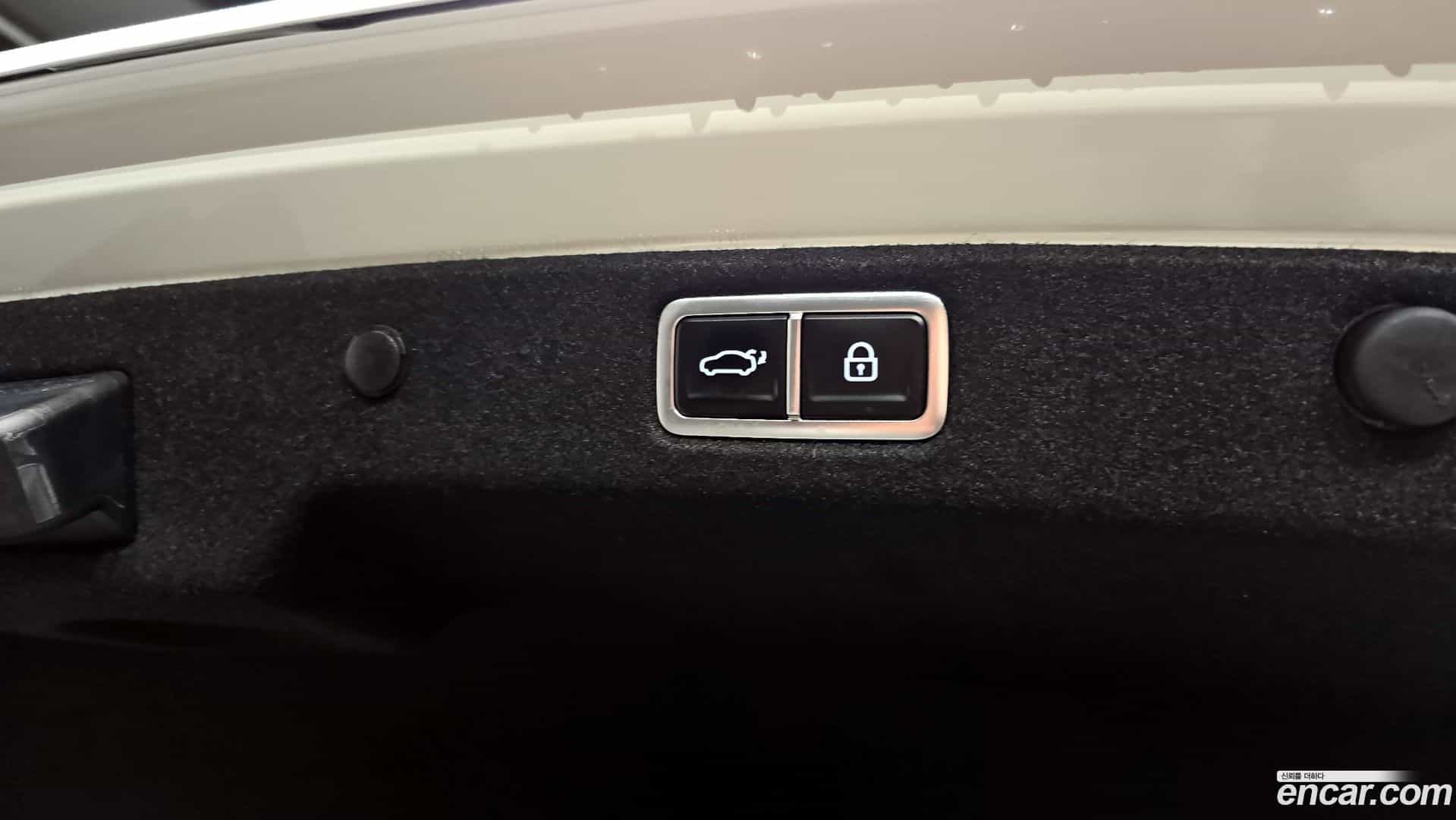 Grandeur Hyundai 2024.1-OPTION-024