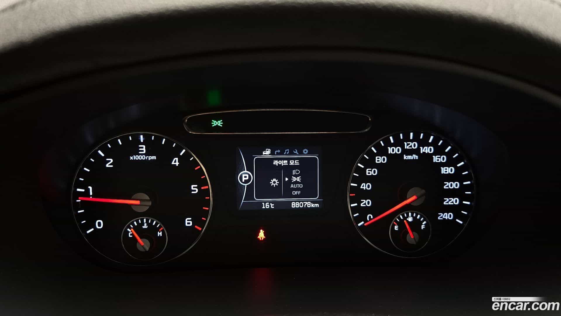 Sorento Kia 2014.11-INNER-008