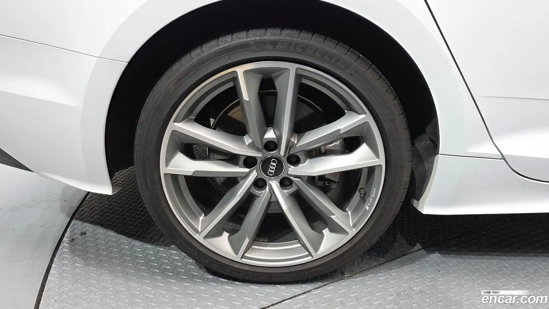 A5 Audi 2021.2-OUTER-005