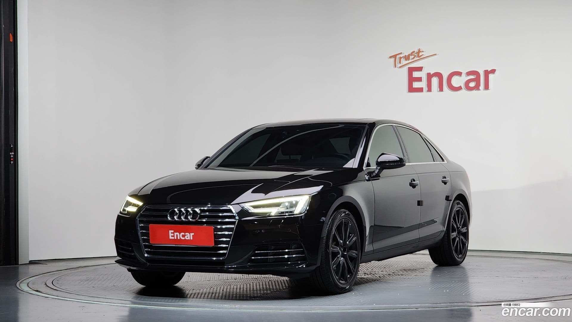 Main__Slider__Photo:A4 Audi 2016.6-0