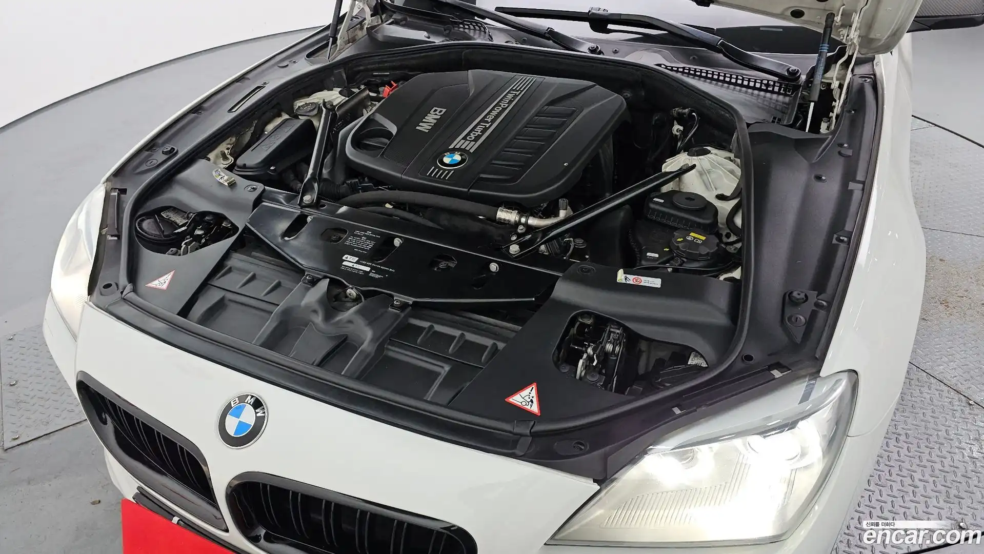 6-Series BMW 2015.4-OUTER-006