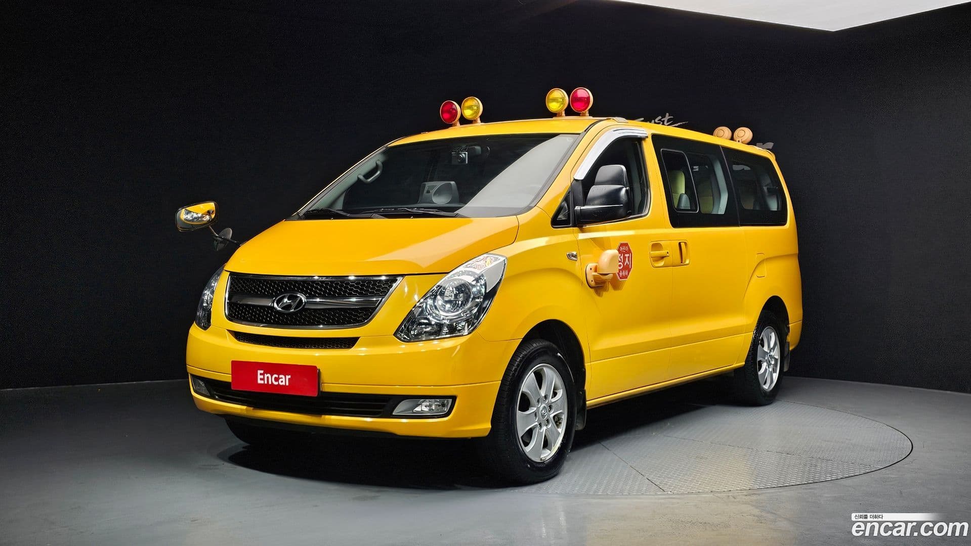 Main__Slider__Photo:Starex Hyundai 2015.0-0