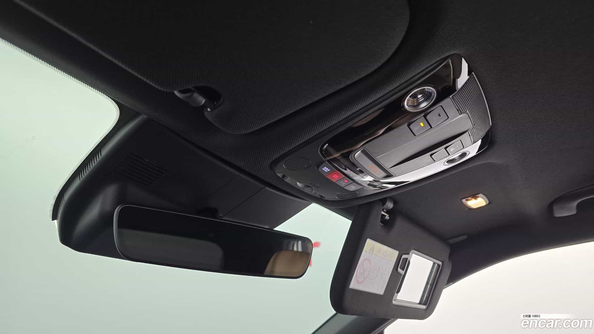Sorento Kia 2023.8-OPTION-022