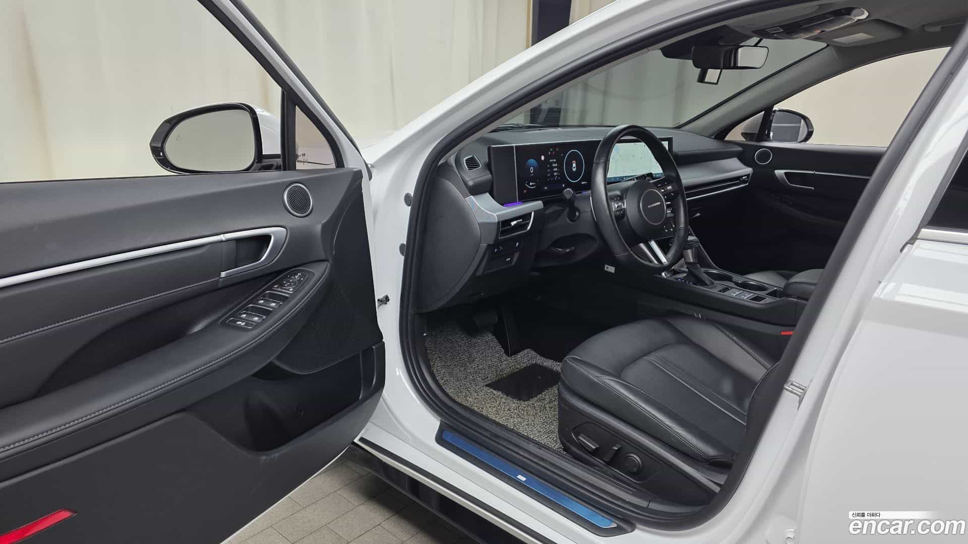 Sonata Hyundai 2023.11-INNER-010
