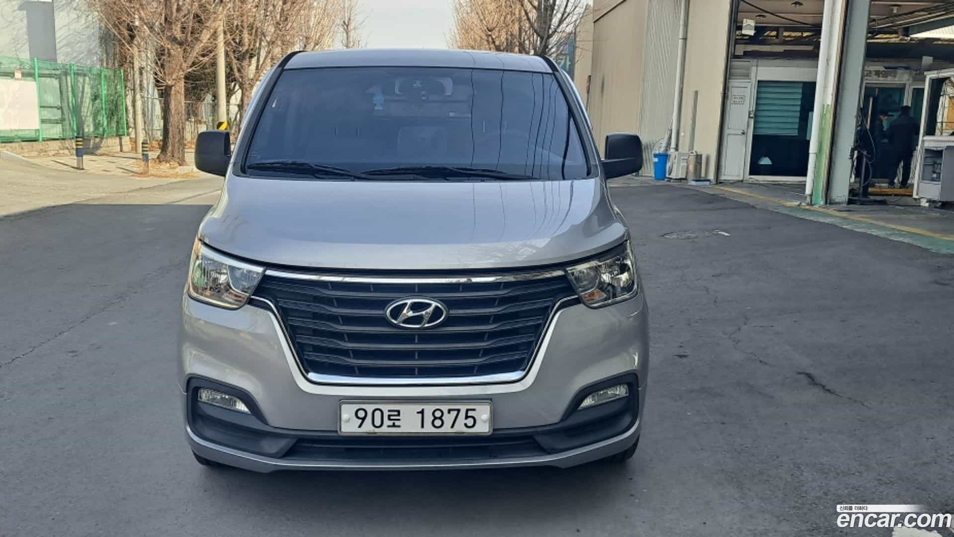 Starex Hyundai 2018.0-OUTER-002