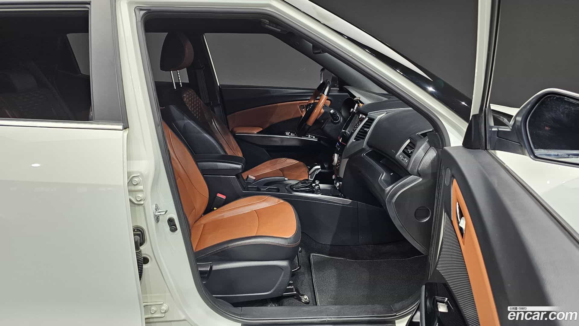 TIBOLI KG Mobility 2019.0-OPTION-016
