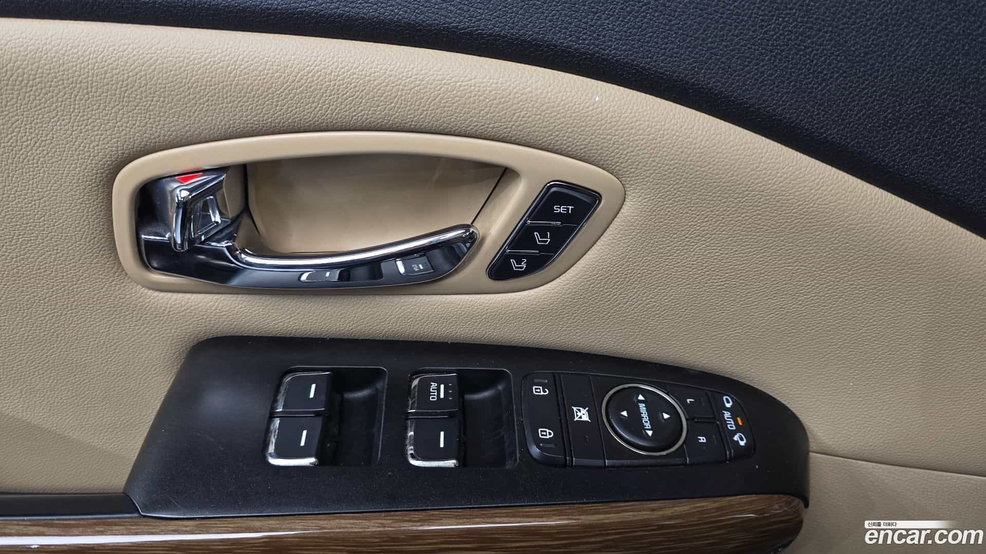 Canival Kia 2016.6-OPTION-017