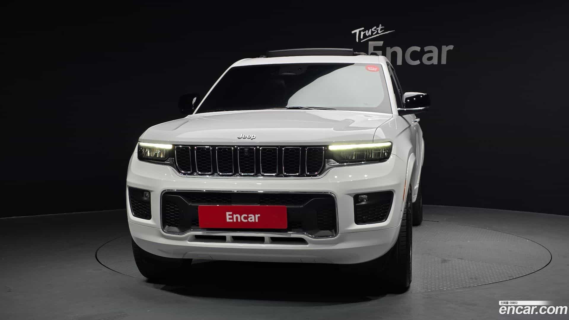Cherokee Jeep 2022.5-OUTER-003
