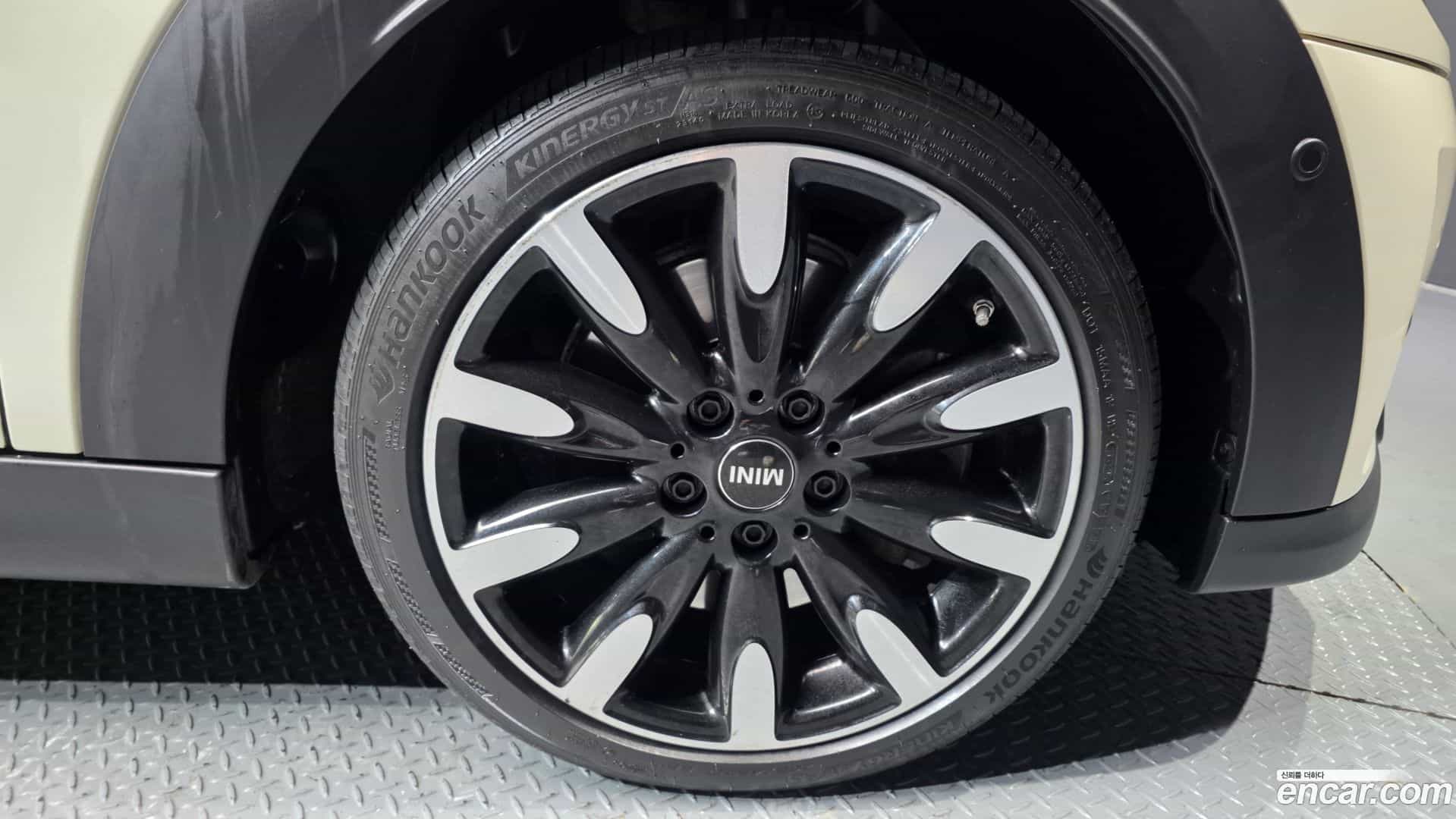 Cooper Mini 2021.9-OUTER-005