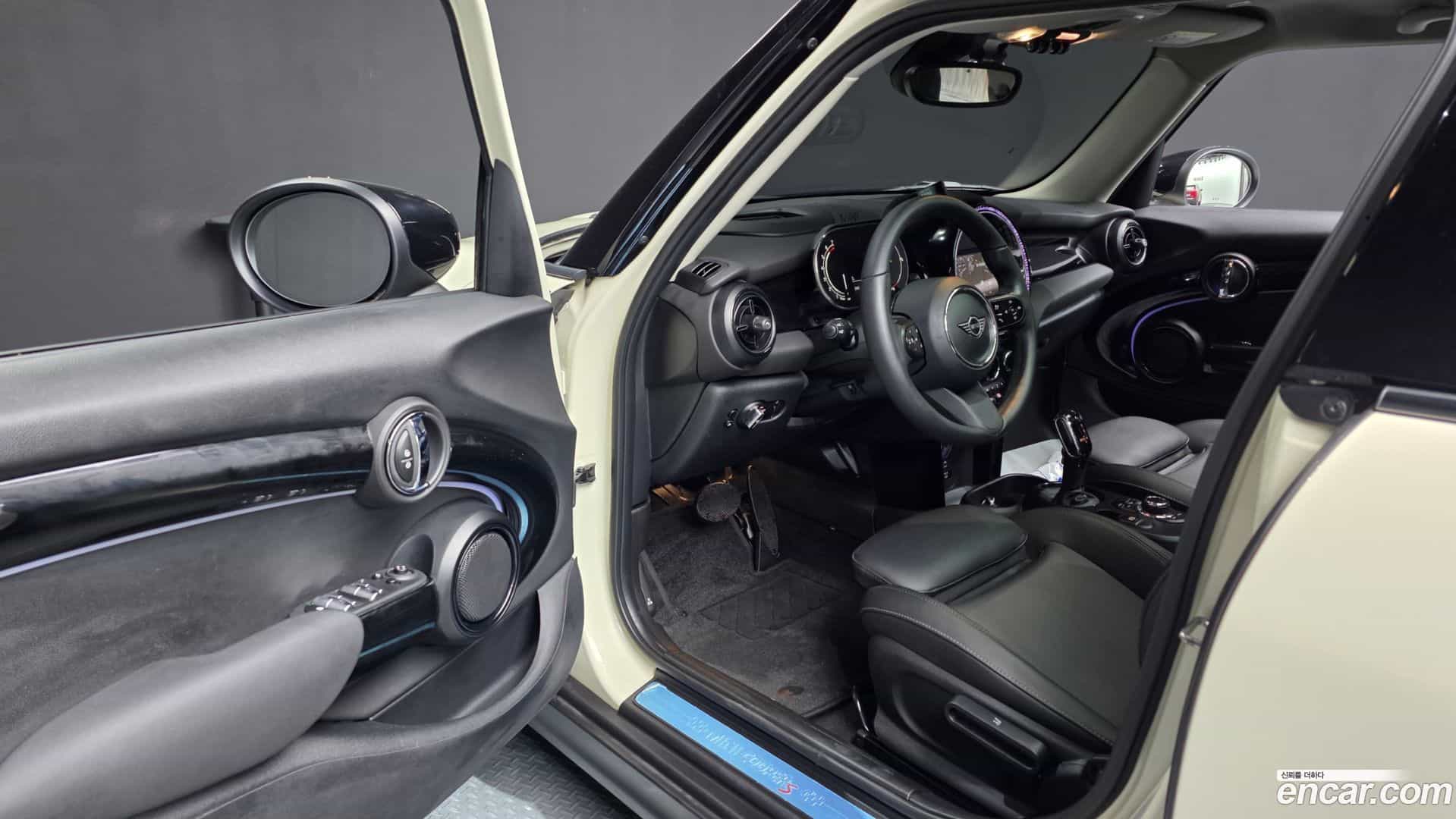 Cooper Mini 2021.9-INNER-010