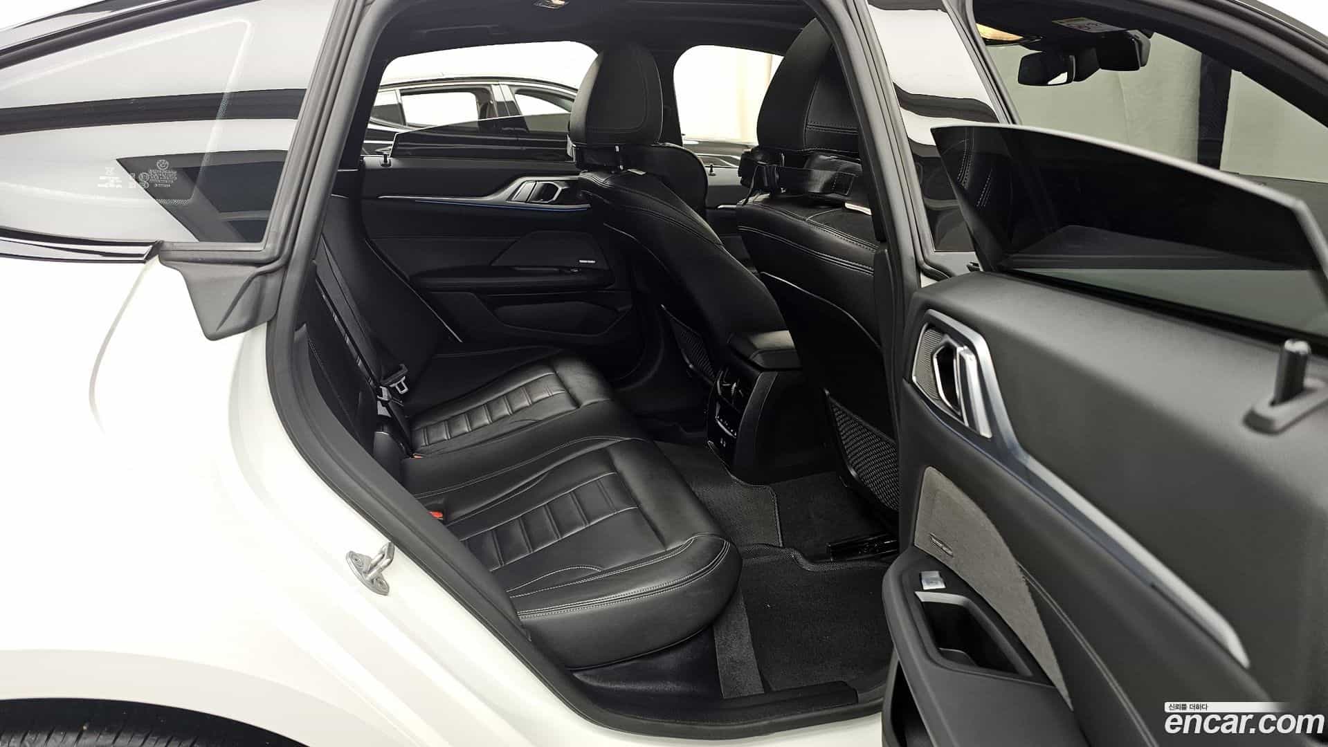 i4 BMW 2023.0-OPTION-016