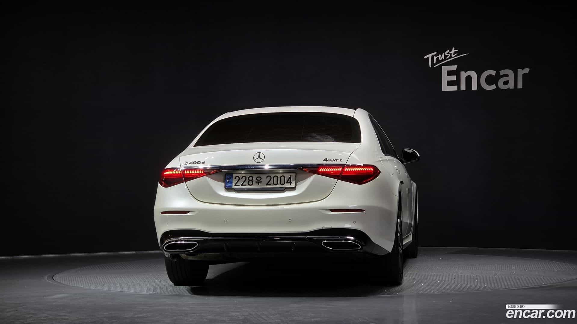 S-Class Mercedes-Benz 2022.4-OUTER-004