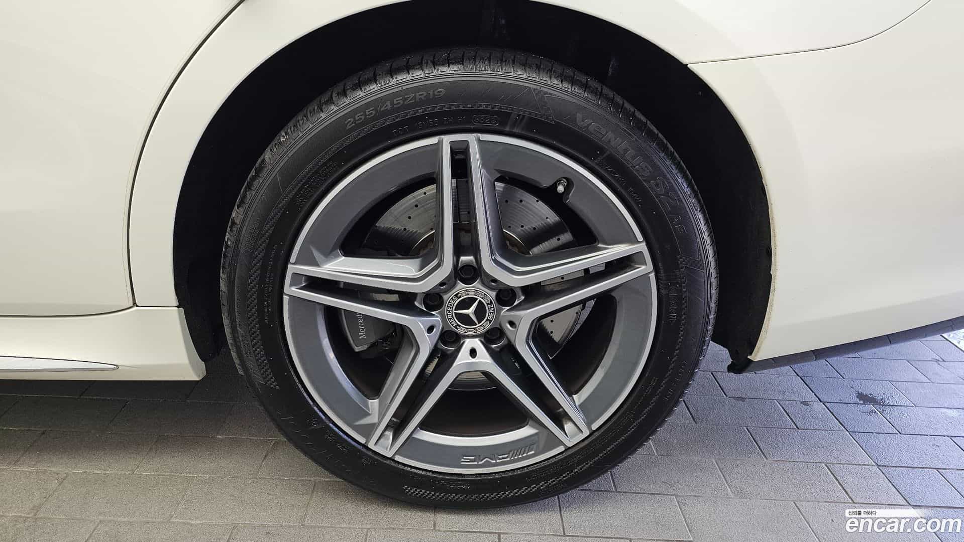 S-Class Mercedes-Benz 2022.4-OUTER-005