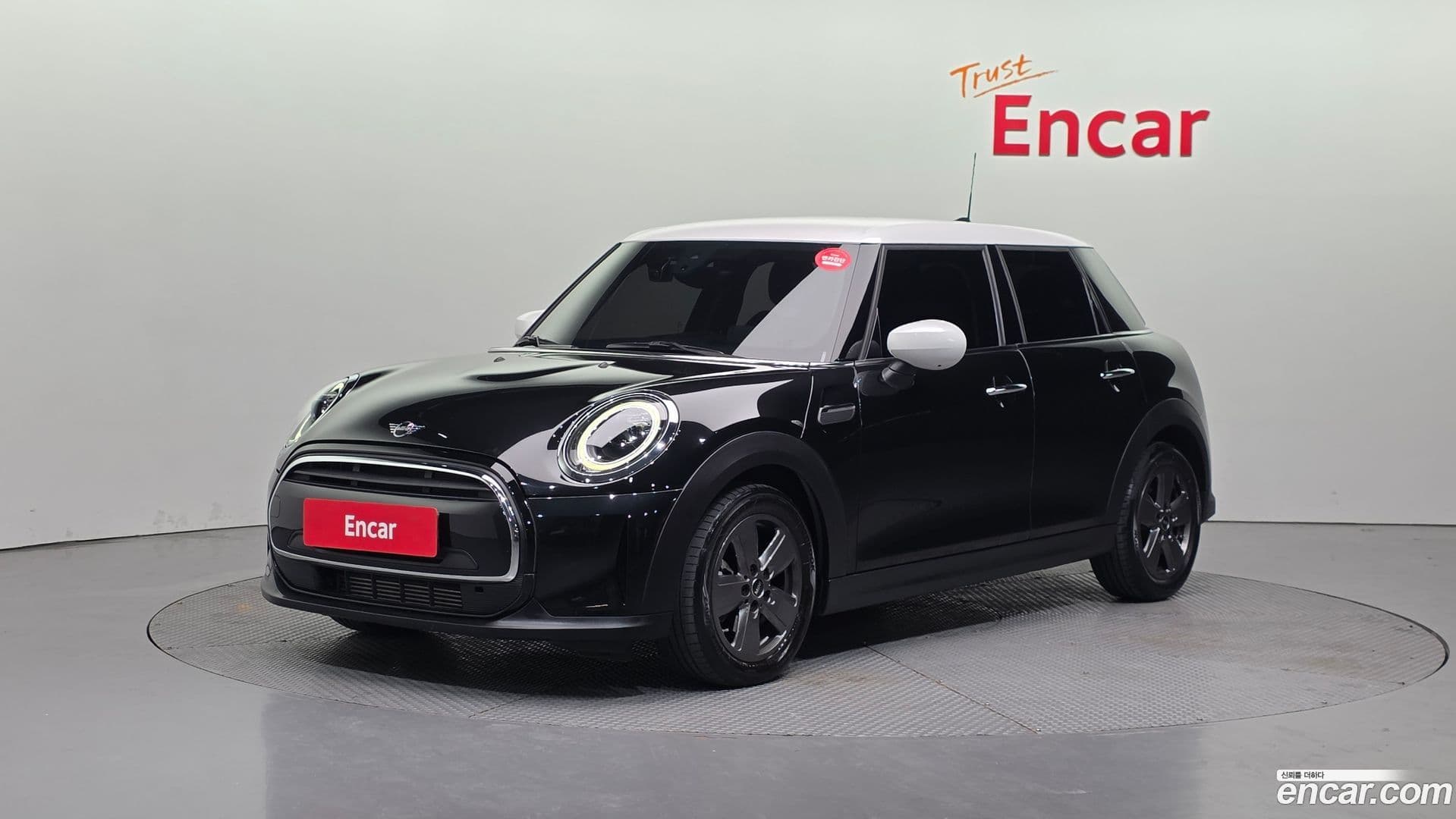 Main__Slider__Photo:Cooper Mini 2023.3-0