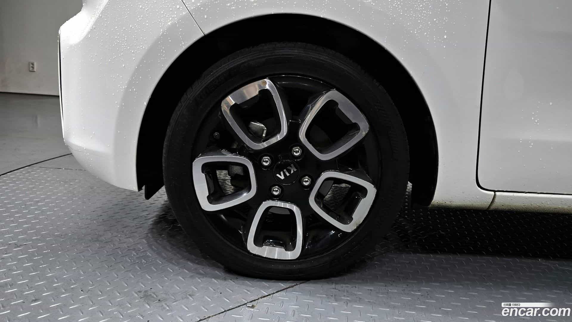 RAY Kia 2018.9-OUTER-005
