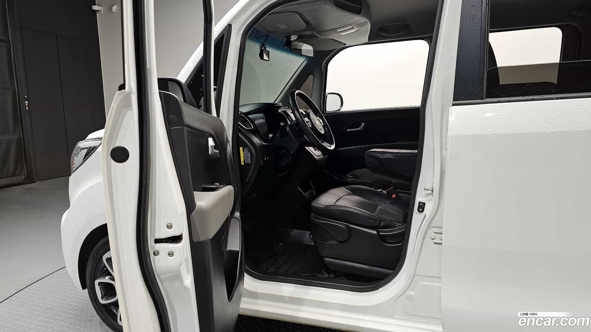 RAY Kia 2018.9-INNER-010