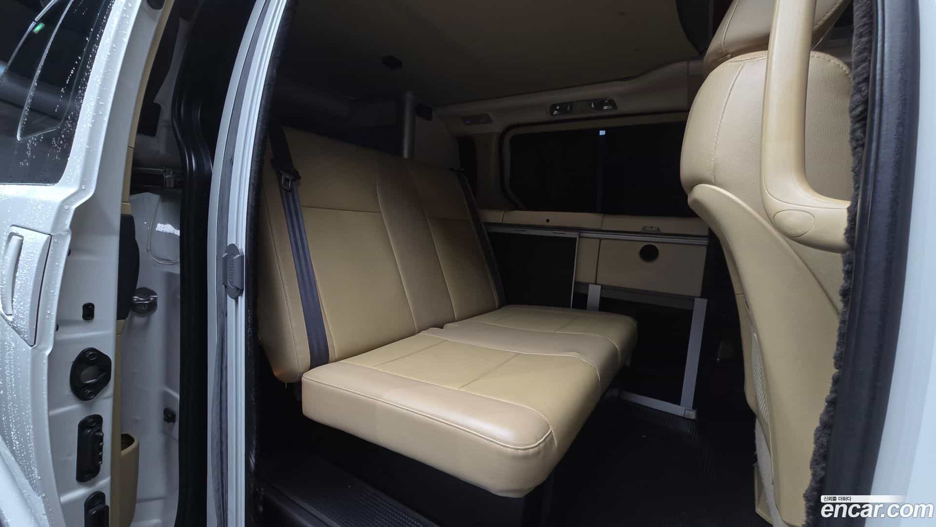 Starex Hyundai 2019.7-OPTION-016