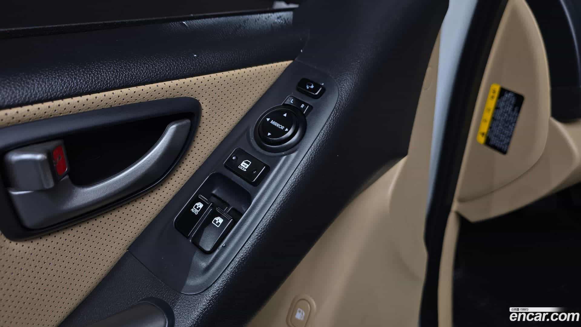 Starex Hyundai 2019.7-OPTION-021