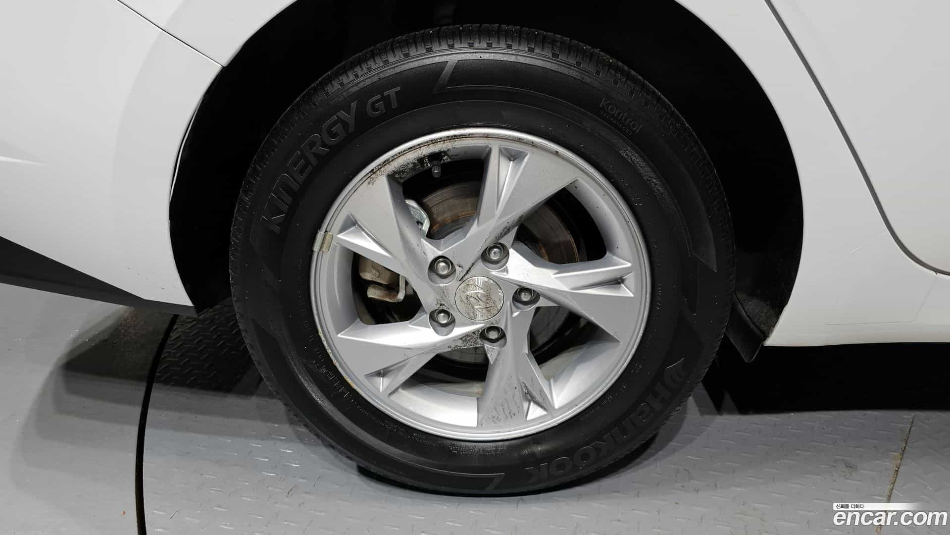 AVANTE Hyundai 2020.10-OUTER-005