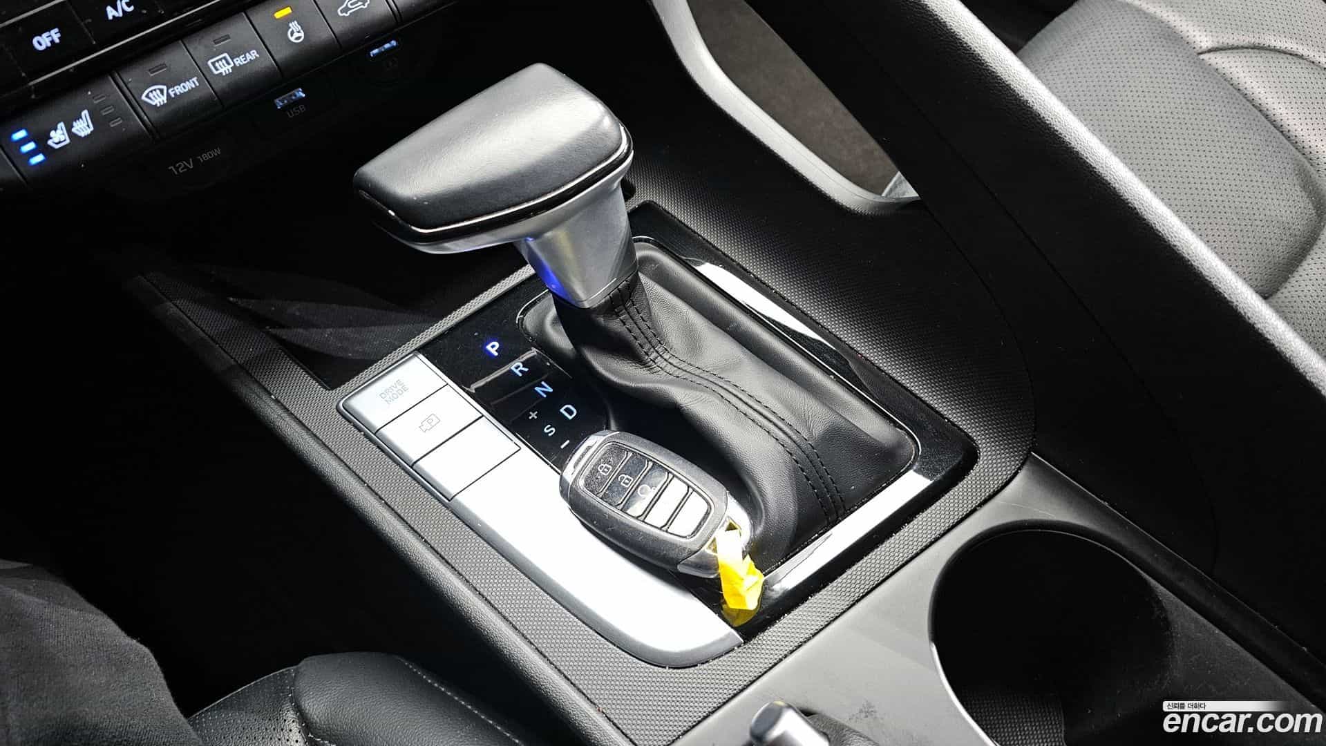 AVANTE Hyundai 2020.10-INNER-009