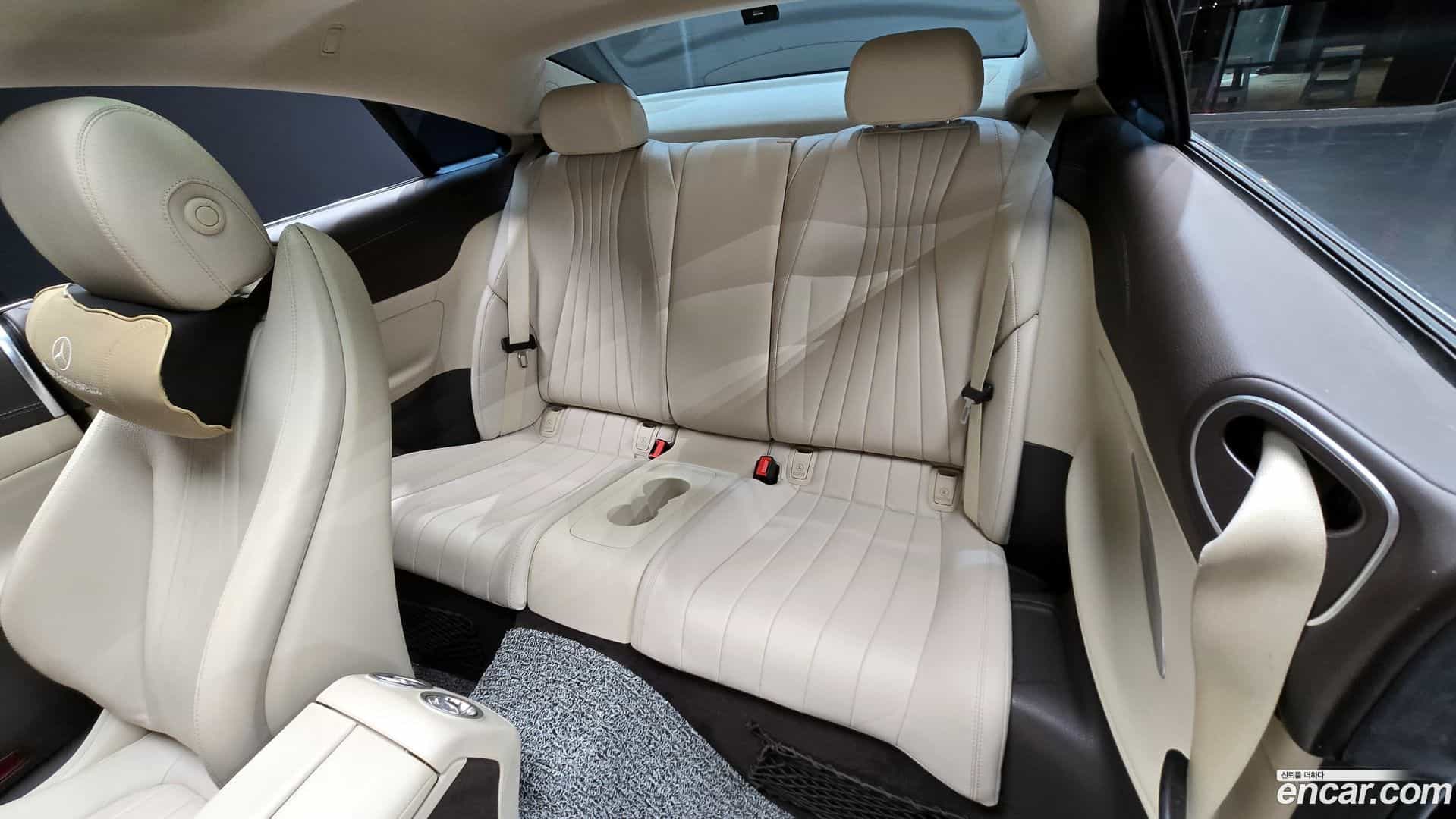 E-Class Mercedes-Benz 2019.0-OPTION-016