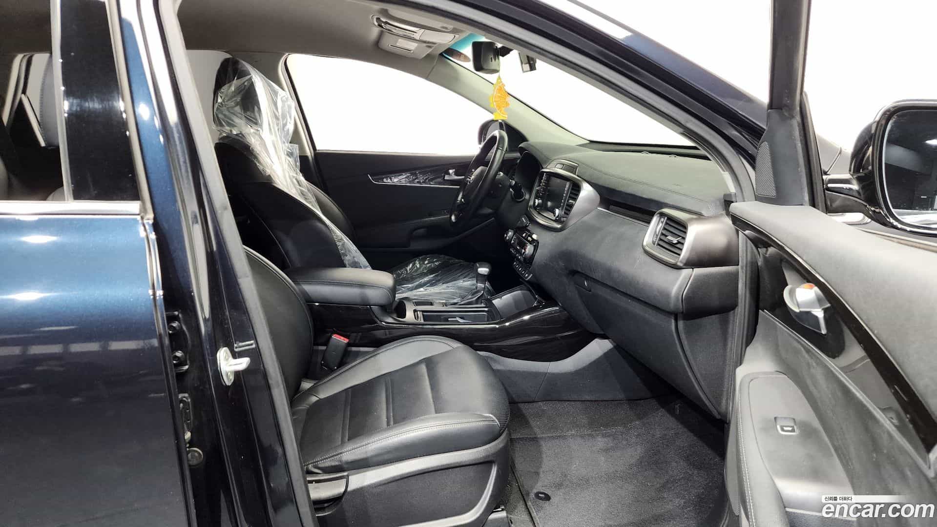 Sorento Kia 2018.4-OPTION-015